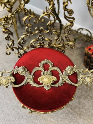 Vintažinė bronzinė pakaba rūbams "Fiore de Bronce"