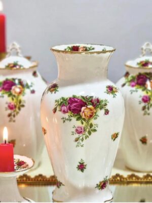 Royal Albert kaulinio porceliano vaza „Old Country Roses“