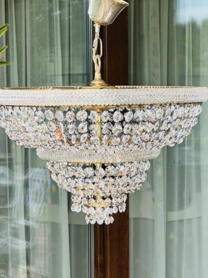 Dailus naudotas krištolo šviestuvas "Opaline Drops"