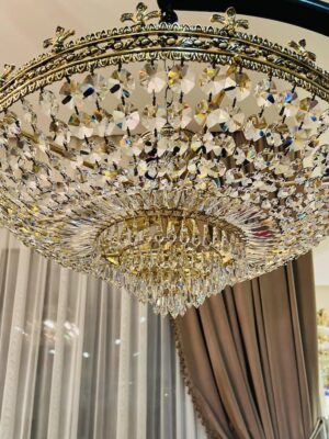 Puošnus naudotas, vintažinis krištolo šviestuvas  "Luna Dorata"