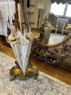 Paryžietiško stiliaus unikali ir labai graži, vintažinė skėtinė "Ombrelli Cavaliere"