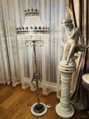 Labai gražus, vintažinis pastatomas krištolo šviestuvas "Nobile Lumiera"