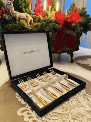 Vintažinės desertinės šakutės dėžutėje "Petali d'Oro" (Kopija)