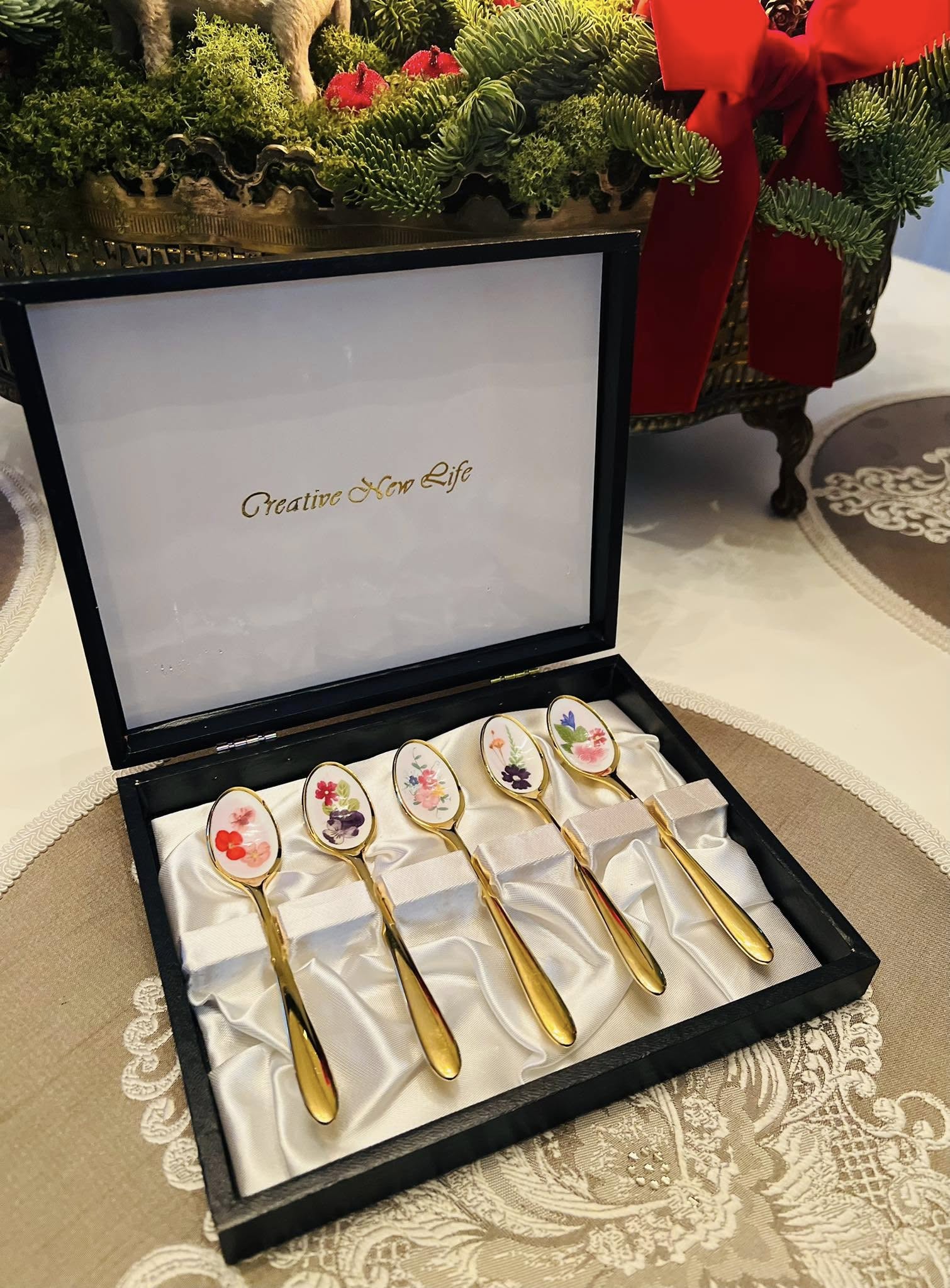 Vintažiniai desertiniai šaukšteliai dėžutėje "Petali d'Oro" - Image 3