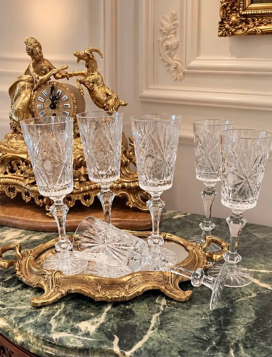 Žavingos vintažinės vokiško krištolo šampano taurės "Champagne Royal"