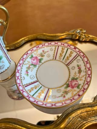 Vintažinis Limoges France porceliano puodelis su lėkštute - Image 3